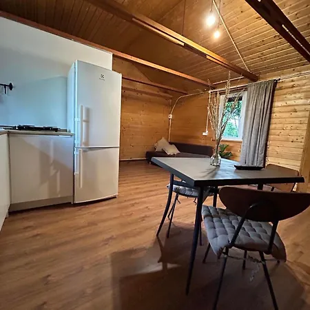 Lesny Zakatek Дом отдыха Мронгово